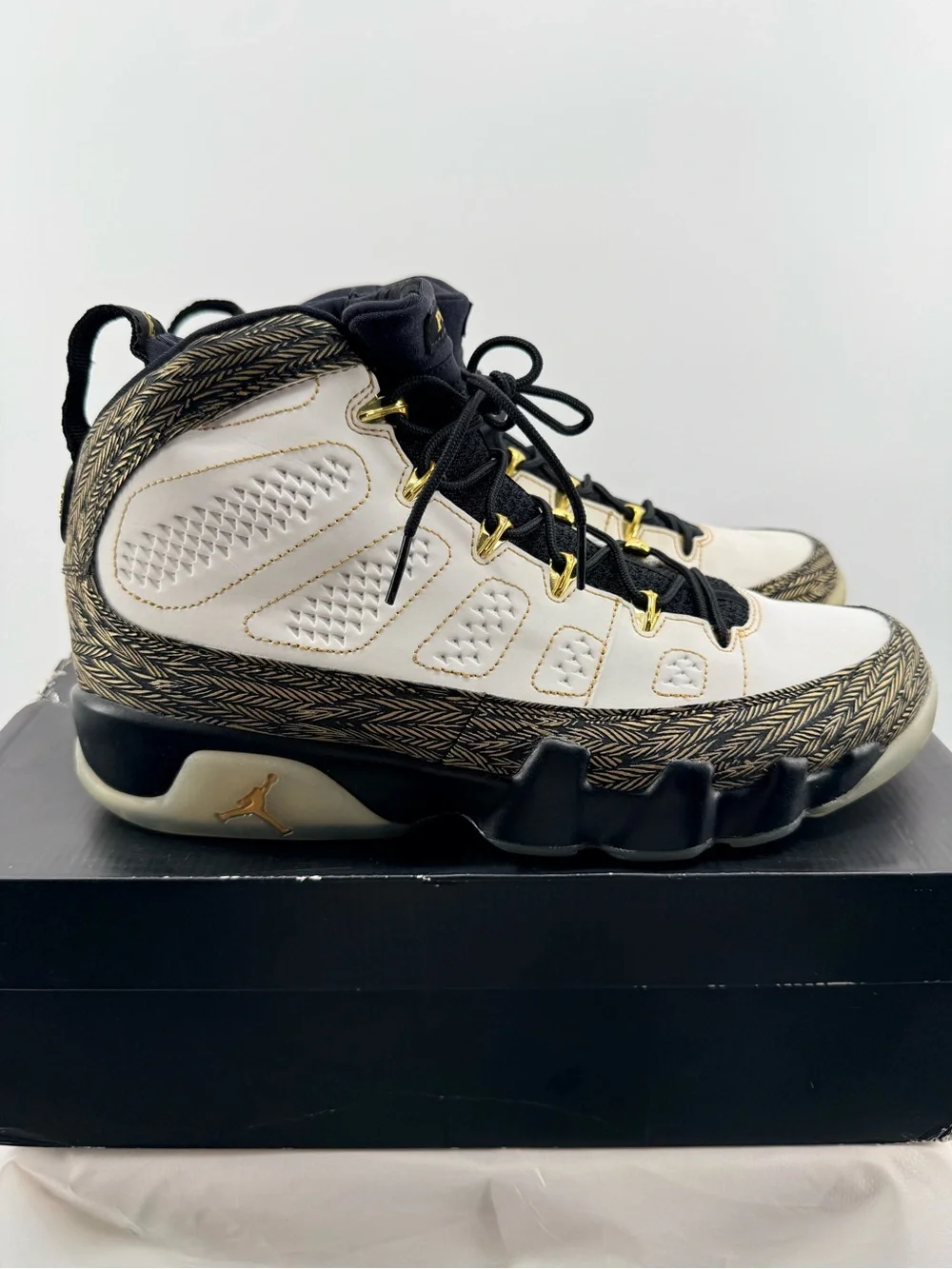 Jordan 9 Retro DB Doernbecher Pollito Size 10M Brand New